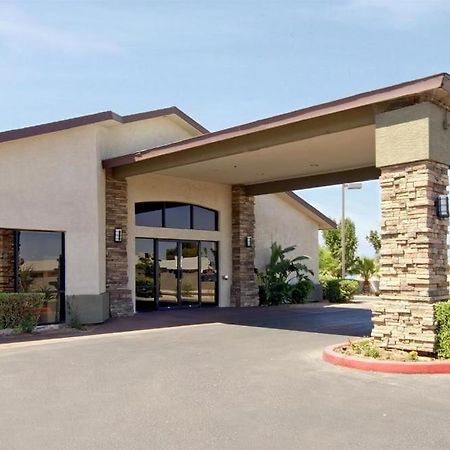 Hotel Rising Phoenix Exterior photo