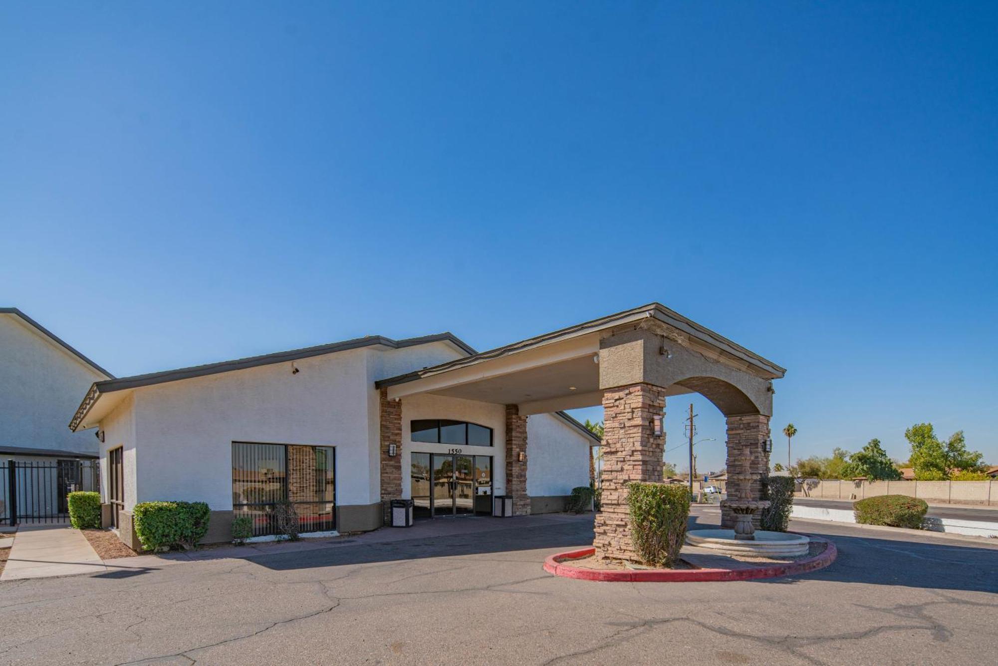 Hotel Rising Phoenix Exterior photo